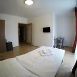 U Tri Statkaru Maison d'hôtes 4*