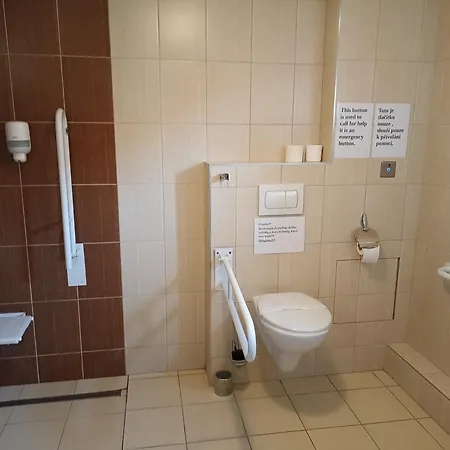 U Tri Statkaru Dobris