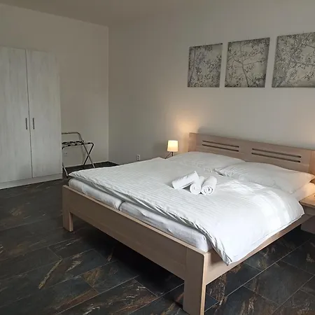 بيت ضيافة U Tri Statkaru دوبريس