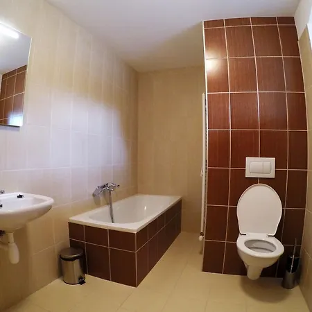U Tri Statkaru Maison d'hôtes Dobris