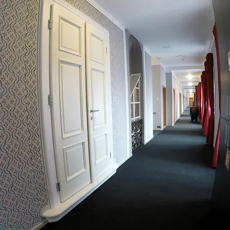 U Tri Statkaru Maison d'hôtes Dobris