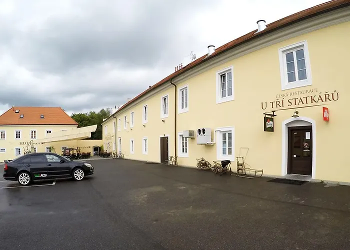 Pensjonat U Tri Statkaru Dobris